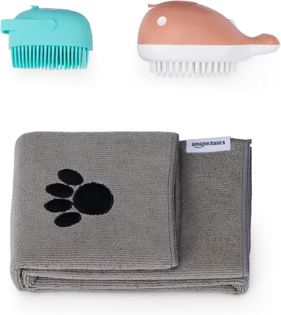Amazon Basics Pet Microfiber Towel